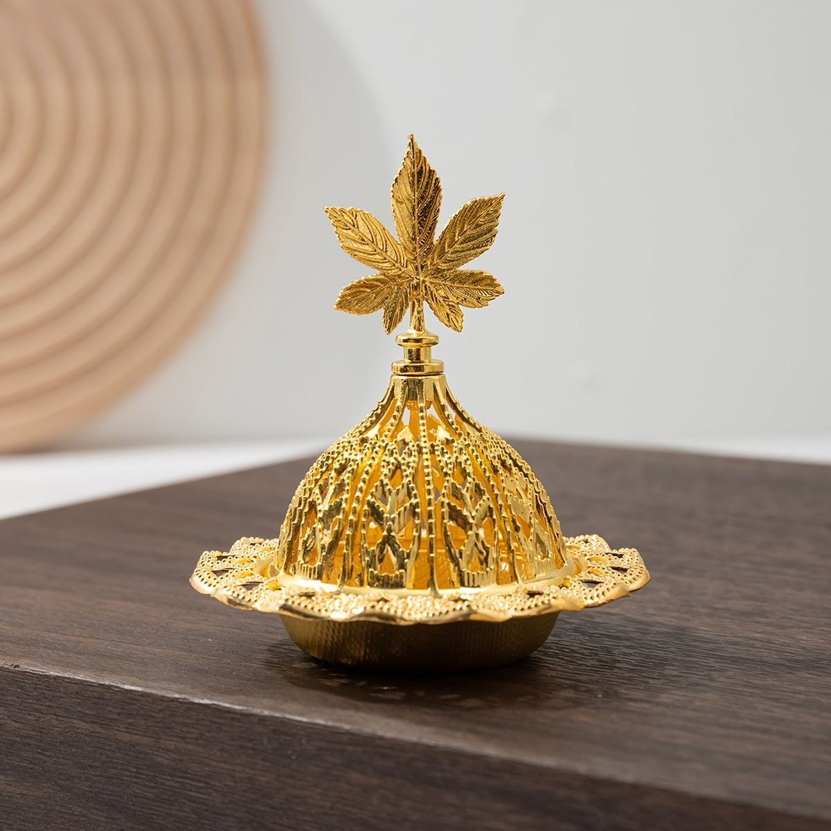 Elegant Golden Hollow-Out Resin Incense Burner - Luxurious Metal Aromatherapy Decor with Intricate Lace Patterns, Perfect for Home or Office Ambiance, Home Fragrance. Crafted with Care