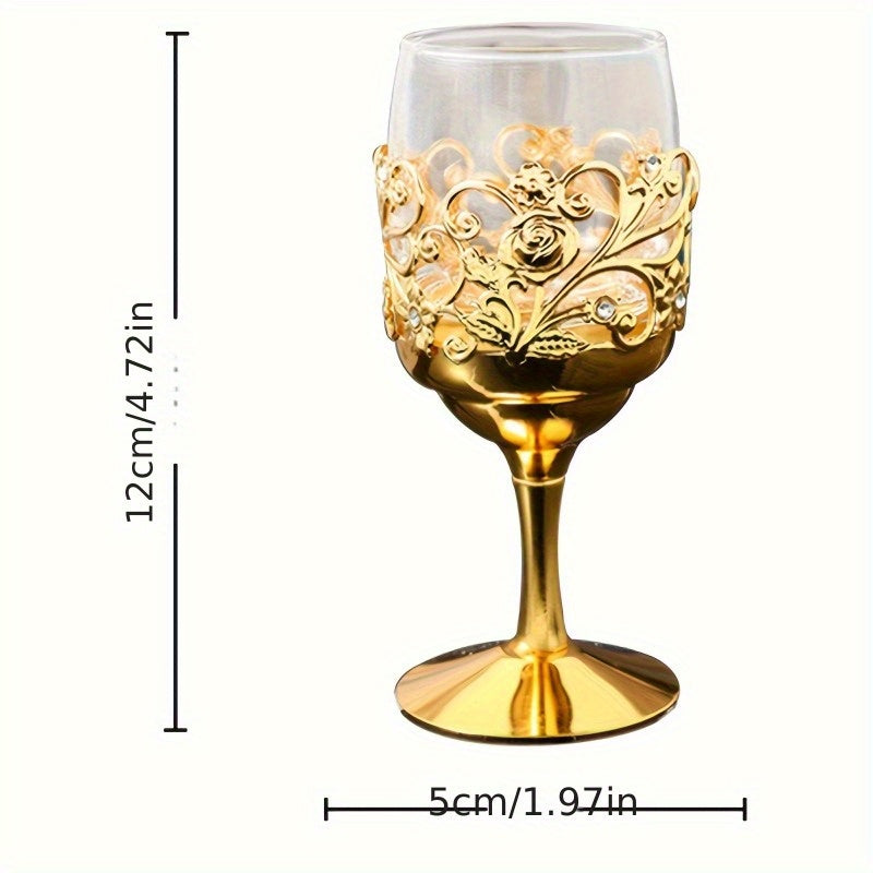 Elegant golden goblets with vintage European style, ideal for parties, weddings, and festivals. Hand wash only, reusable with floral pattern.