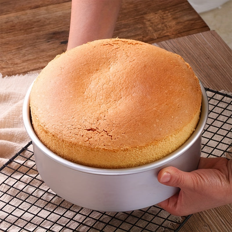 One piece of Loose Bottom Cake Pan Mold with Removable Base, Oven Tool for Baking Cakes, Kitchen Baking Gadgets and Tools in 4'', 6'', 8'' and 10'' sizes. Perfect for Home Kitchen Use.