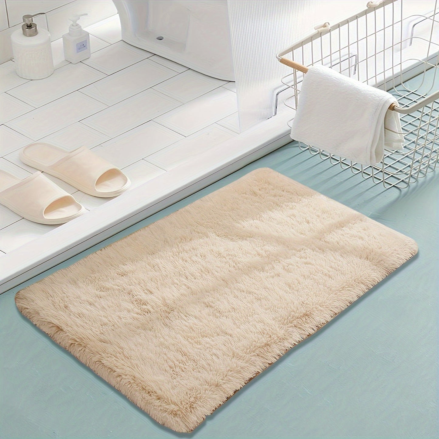 Soft Plush Bath Mat, 1 Piece, Non-Slip and Absorbent, Made of Ultrafine Fiber with Thick Anti-Slip Bath Rug, Non-Woven Backing, Rectangle Shape, Easy to Clean in Washing Machine, Low Pile Design, Polyester Material, Perfect for Bathroom Floor Decoration