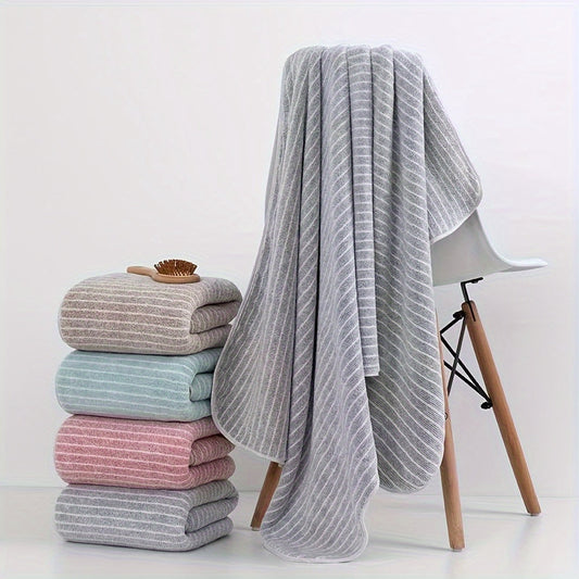 Upgrade your bathroom with our luxurious 8-piece striped ultrafine microfiber towel set! This set includes 4 washcloths, 2 hand towels, and 2 bath towels, all designed to be incredibly absorbent and quick-drying. Made from super soft and thick polyester