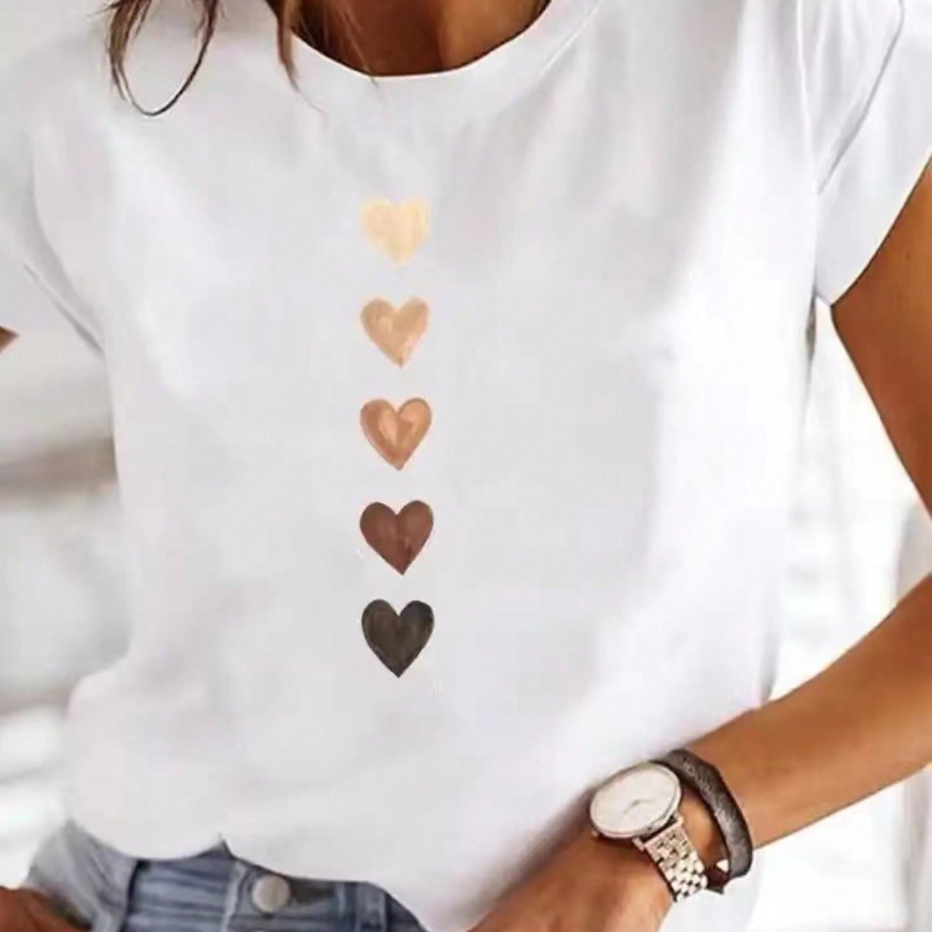 Heart Print Crew Neck T-Shirt for Women - Casual Short Sleeve Spring/Summer Tee