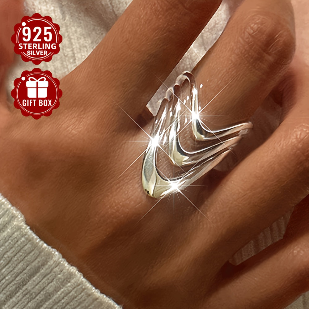 One piece of women's fashion wide face ring made of 925 sterling silver with a silvery weight of 4.1g. This simple unisex style fashion multi-layer open adjustable ring is suitable for party wear and is favored by rappers as hand jewelry.