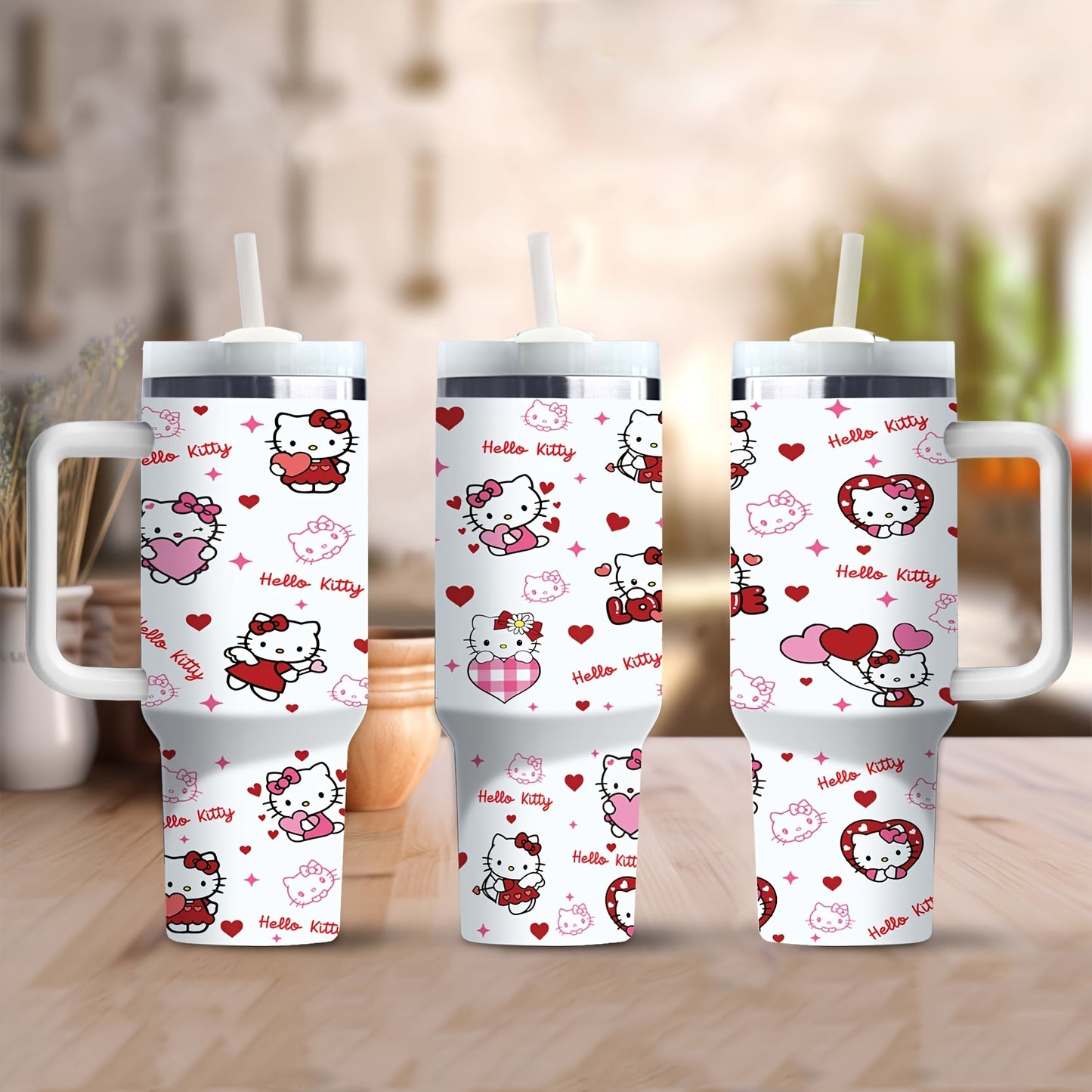 40 oz Hello Kitty izolyatsiyalangan zanglamas po'latdan yasalgan suv shishasi, tutqichi va qalamcha bilan. Pushti va oq yurak naqshi, BPA-free, issiq/sovuq ichimliklar uchun ideal. Oila va do'stlar uchun ajoyib sovg'a.