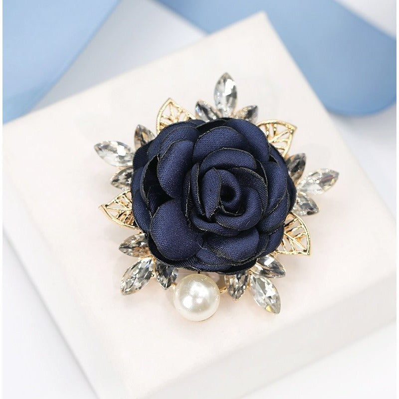 Stylish Fabric Flower Brooch Pins with Delicate Pearl Details - Unique Floral Lapel Pins for Men and Women - Perfect Wedding Party Accessory