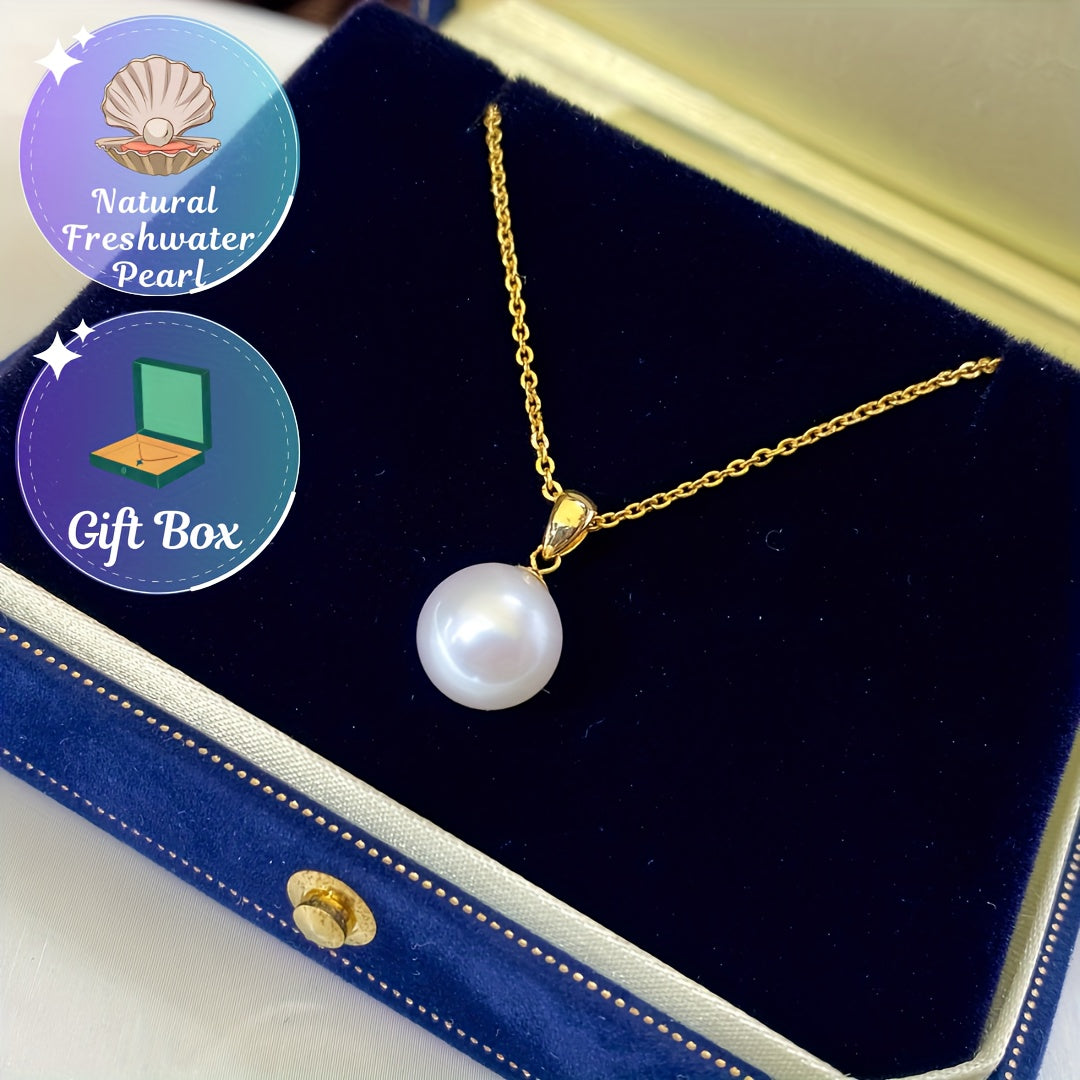 Elegant freshwater pearl necklace with a melon seed buckle pendant. This round, bright light pearl pendant is the perfect jewelry gift for parties, to give to friends, girlfriends, or mothers for daily wear.