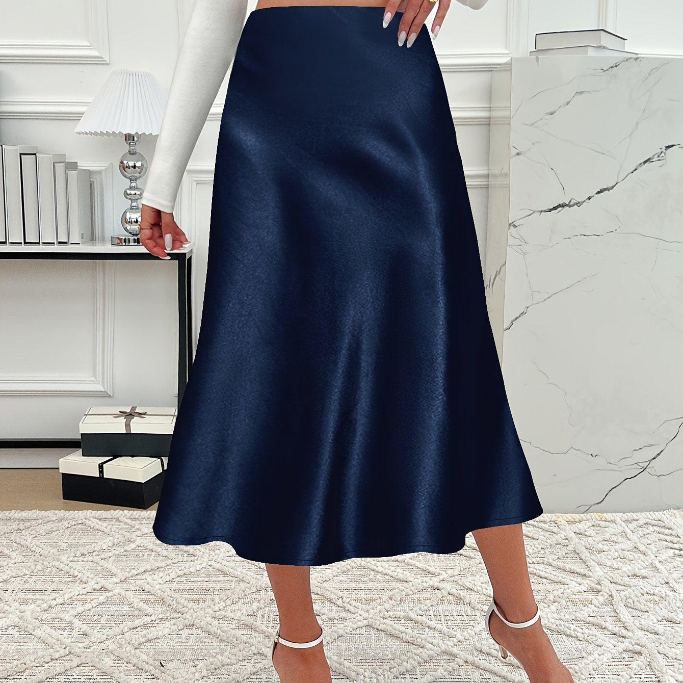 Solid color high waist trumpet skirt for women's spring and summer wardrobe.