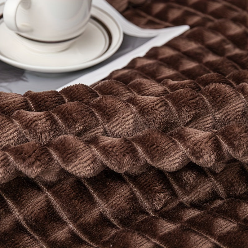 Perfect for any season, this luxurious thick faux rabbit fur throw blanket in solid brown provides soft, warm flannel comfort. Ideal for adding a touch of elegance to your couch, bed, or office.