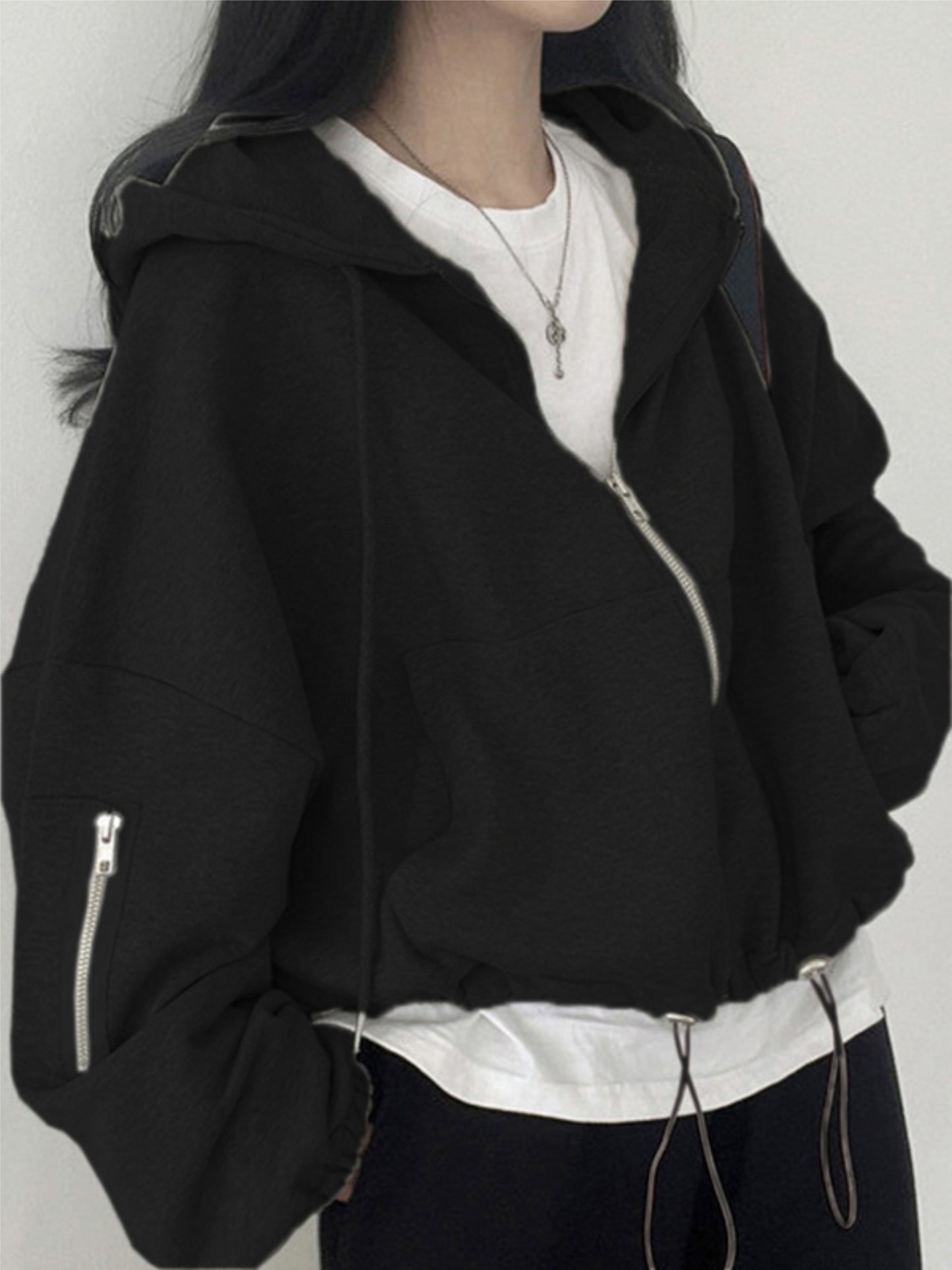 New stylish hooded sweatshirt for women with short, open-chest design