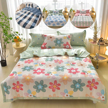 3-piece floral printed quilt set, perfect for all seasons, suitable for single or double beds in hotels, homes, guest rooms, or sofas. Includes 1 thin quilt and 2 pillowcases without core.