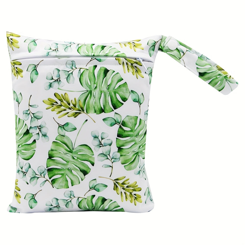 One piece of Banana Leaf Print Small Reusable Wet Bag, measuring 20*25cm