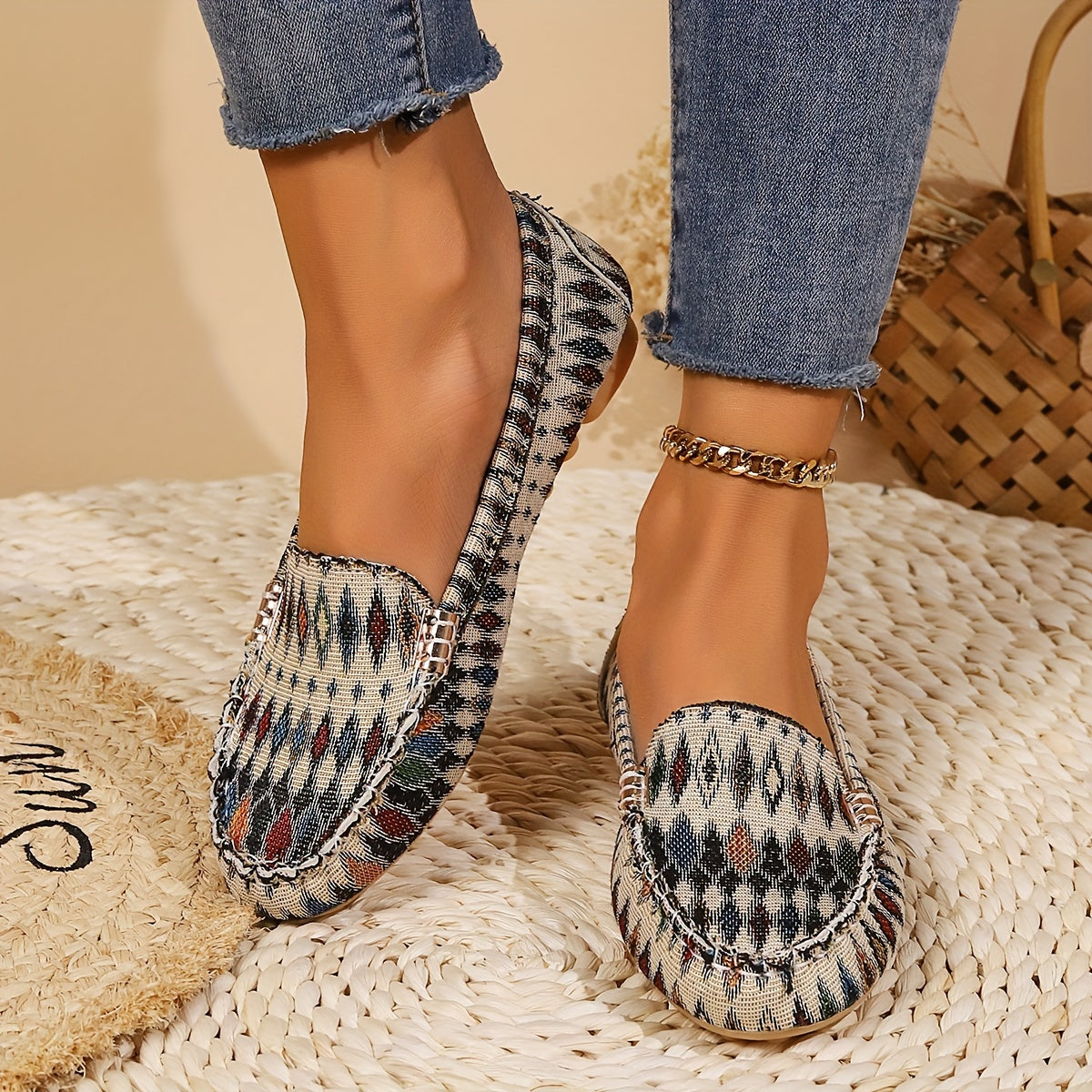 Women's printed flat loafers - stylish slip-ons, comfy & lightweight.