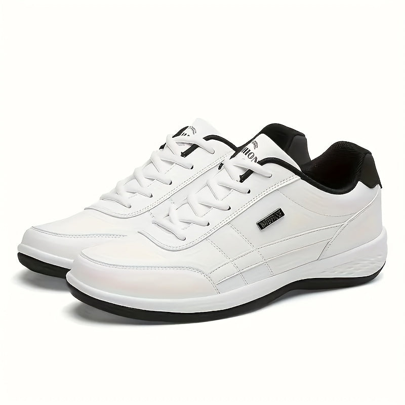 Lightweight, breathable men's Blade sports shoes perfect for running, walking, and training; offers non-slip design.