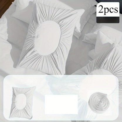 Set of 2 disposable pillowcases, can be machine washed, resistant to dirt and breathable. Fits standard pillows and perfect for use in hotels, beauty salons, and during travel. Pillow core not included.