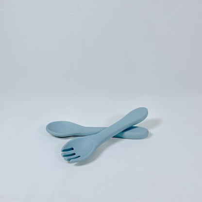 Children's flatware set with silicone fork and spoon, ideal for baby feeding.