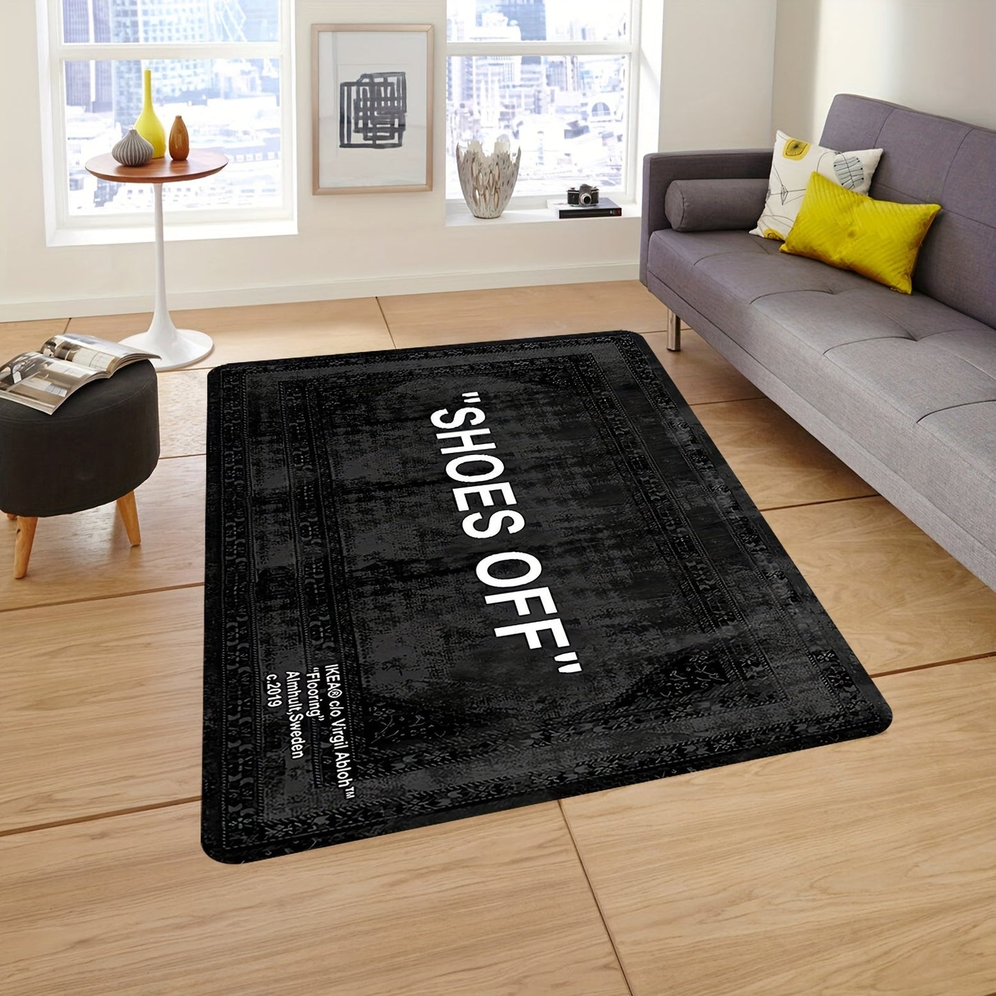 English Pattern Anti-Slip & Stain-Resistant Floor Mat for Living Room - 1pc, 1cm Thick, Hand Washable Polyester Rug with 'Please Take Off Your Shoes' Design.