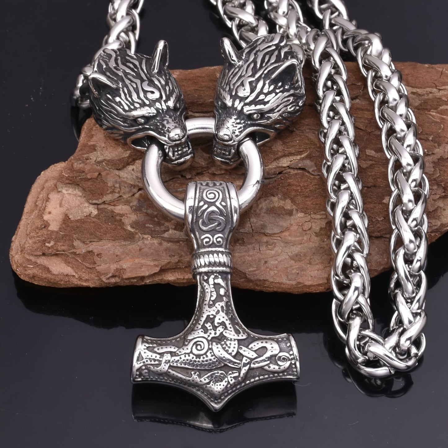 Gold Wolf Head Thor's Hammer Pendant Necklace - A stylish and bold men's jewelry piece inspired by European and American Viking culture.