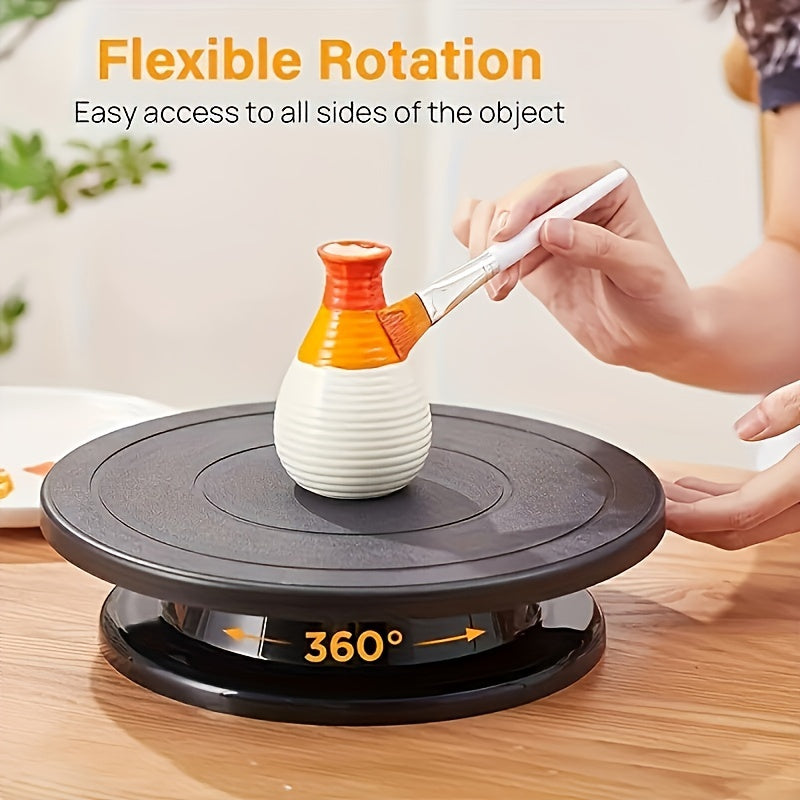 Black Cake Turntable measuring 11 inches/28cm in diameter, designed for manual rotation. Ideal for baking and cake decorating, this flat turntable is a must-have item for kitchen and bakery supplies. Enhance your culinary creations with this decorative