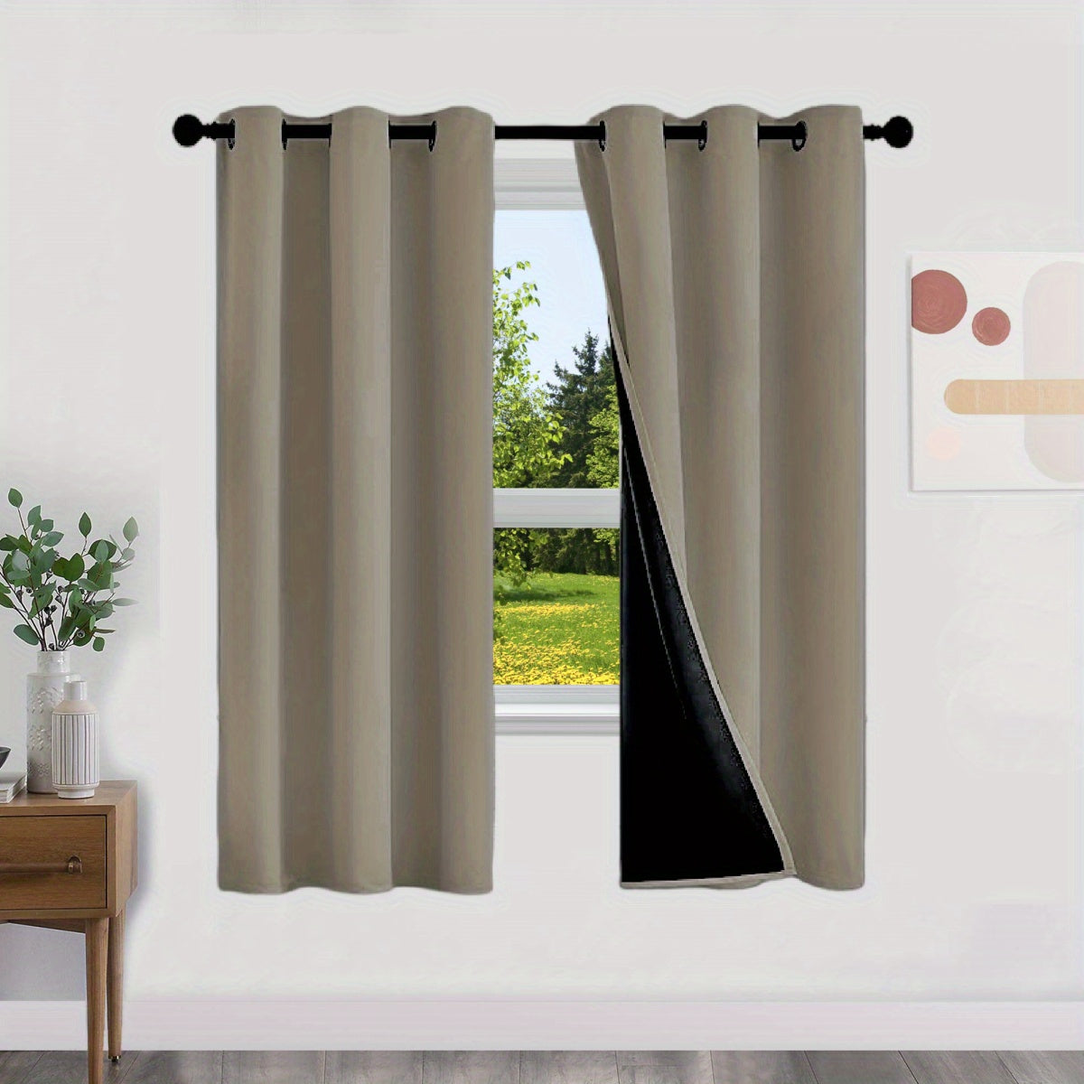 100% opaque blackout curtains, with a layer of lining included, 2 pieces.