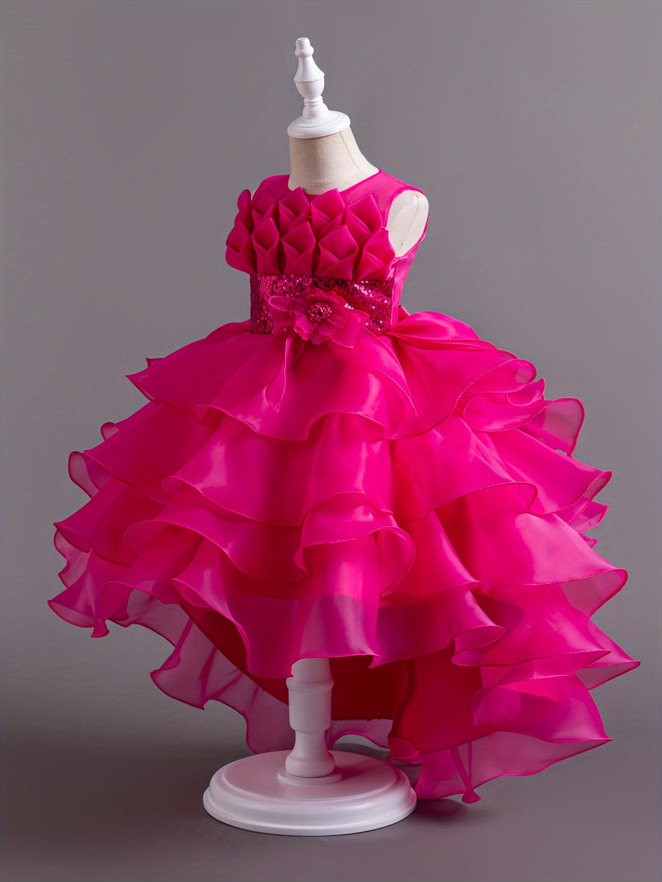 Taildress for European and American girls, featuring sequins and cake-style design, perfect for children's performances, weddings, graduations, and princess flower girl outfits.