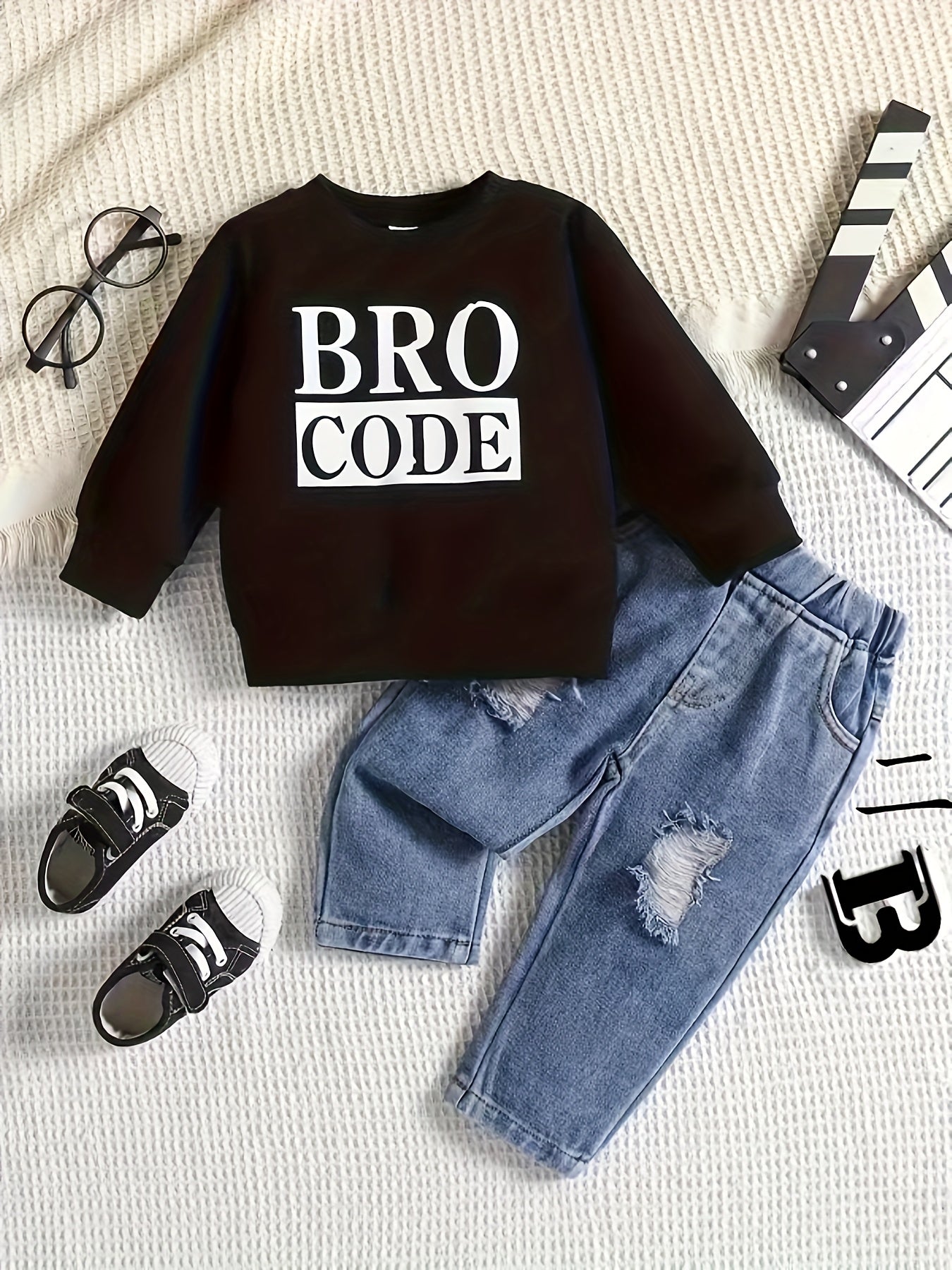 Boys' casual sweatshirt and jeans set with letter print - cozy knit, stretch fabric for fall/winter, great for outdoor wear