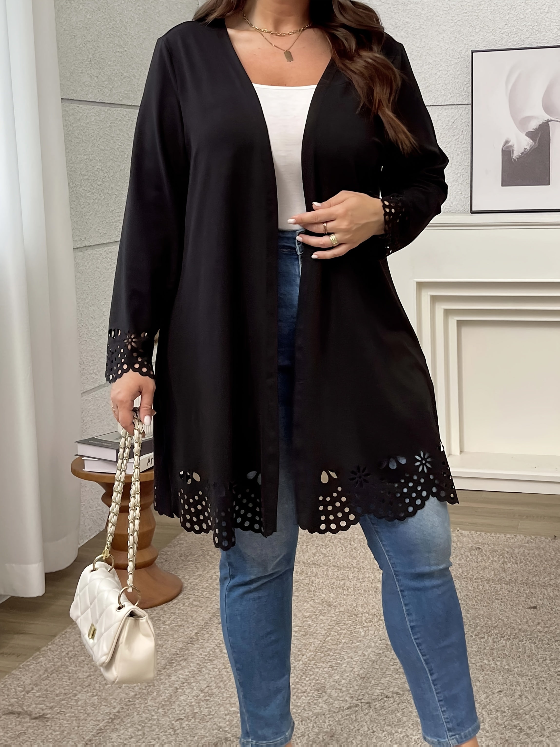 Plus Size Casual Cardigan made of polyester knit fabric with high stretch, open front, long sleeve, random print design, suitable for fall/winter season.