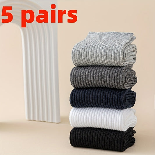 Breathable, absorbent cotton crew socks in solid colors for men and women. Suitable for all seasons, made of 60% cotton, 35% polyester, and 5% spandex. Machine washable.