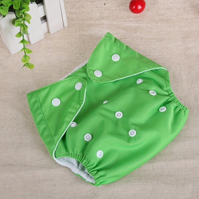 Reusable diaper pants for young children, waterproof and washable for use in autumn and winter.