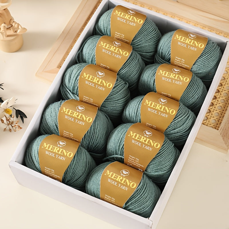 500g of high-quality wool yarn and 212g of medium fine camel hair yarn suitable for autumn and winter hand-knitted sweaters, scarves, hats, and warm clothes. Includes 1 large pack of wool