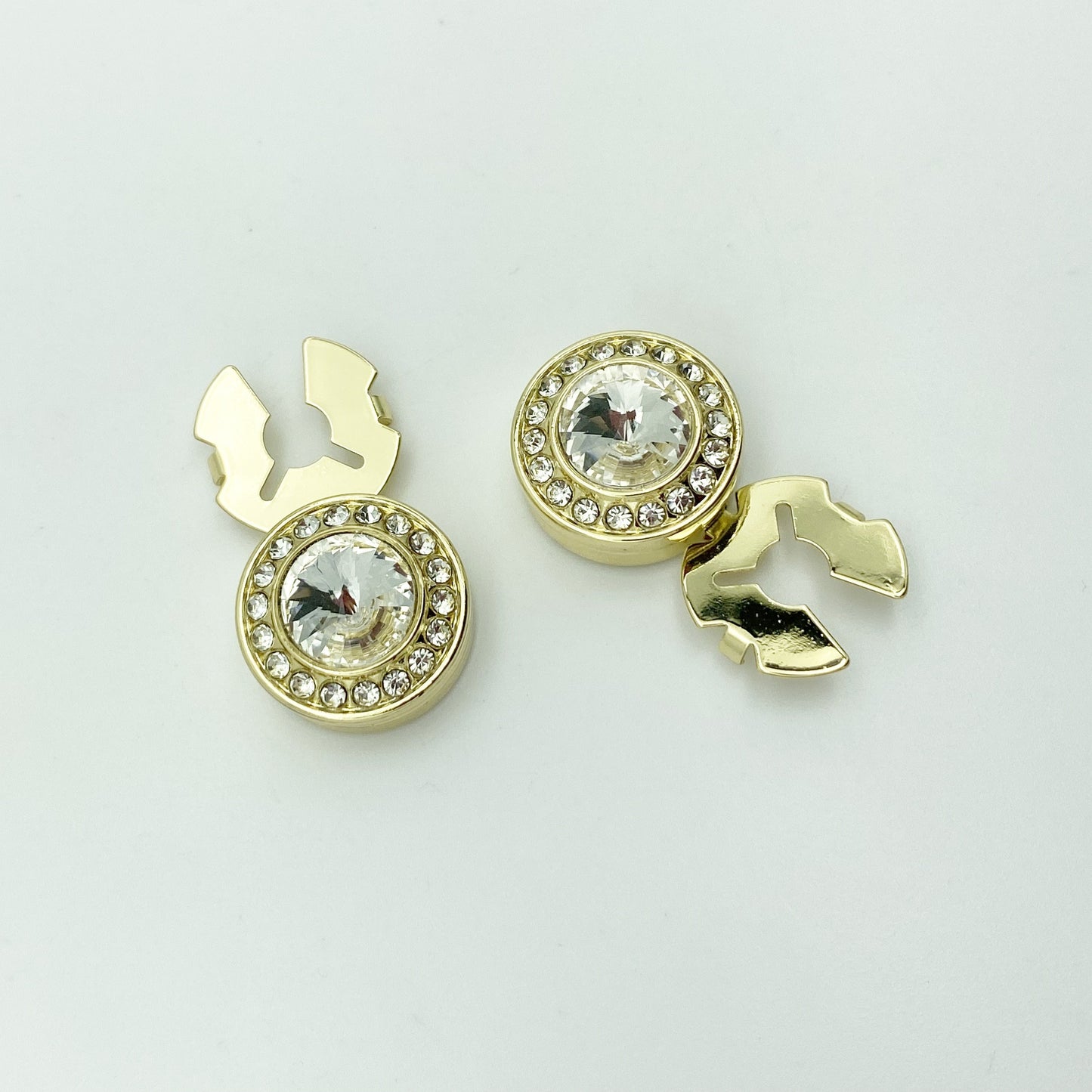 Stylish Set of 2 Button Covers - Shimmering Rhinestone Cufflinks for Both Men and Women, Suited for both Formal and Casual Outfits, Great for Gifting on Special Occasions