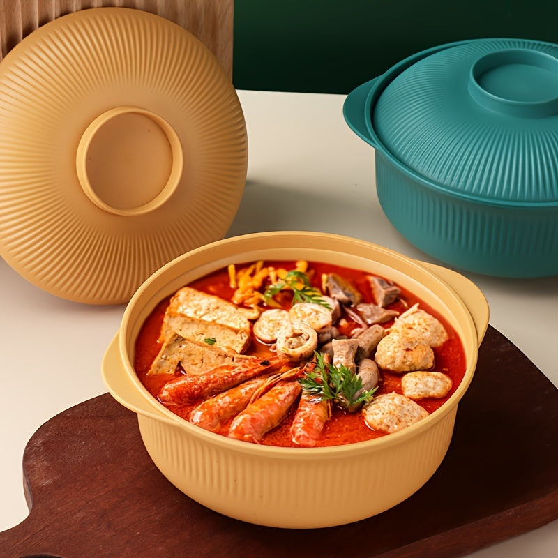 Large capacity casserole-style bowl set with lid, includes long soup spoon. Portable 1100ml/38oz bowl, ideal for Japanese and Korean-style ramen, rice, or lunch. Suitable for family restaurants and student use.