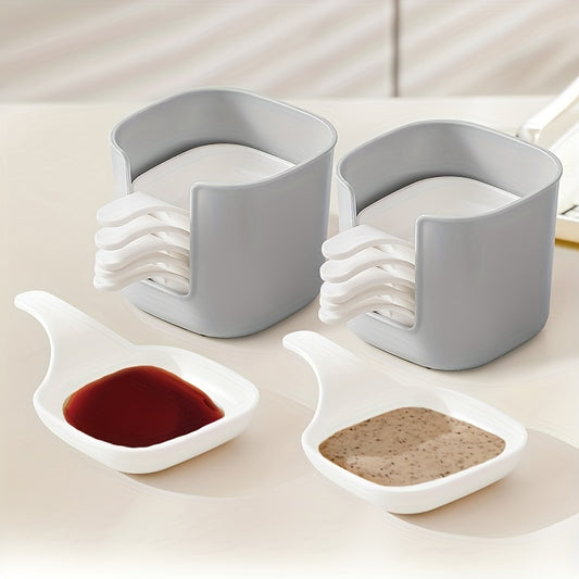 7-piece set of sauce dishes for food storage and serving, including steak sauce plate, seasoning dish, cheese sauce bowl, fruit dish, and snack dish. Creative tomato sauce plates for kitchen supplies.