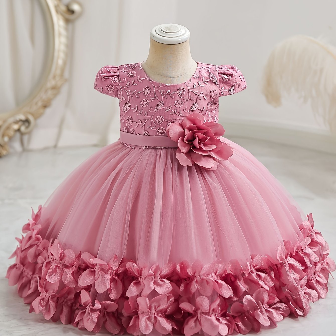 Adorable lace princess dress perfect for special occasions and birthdays