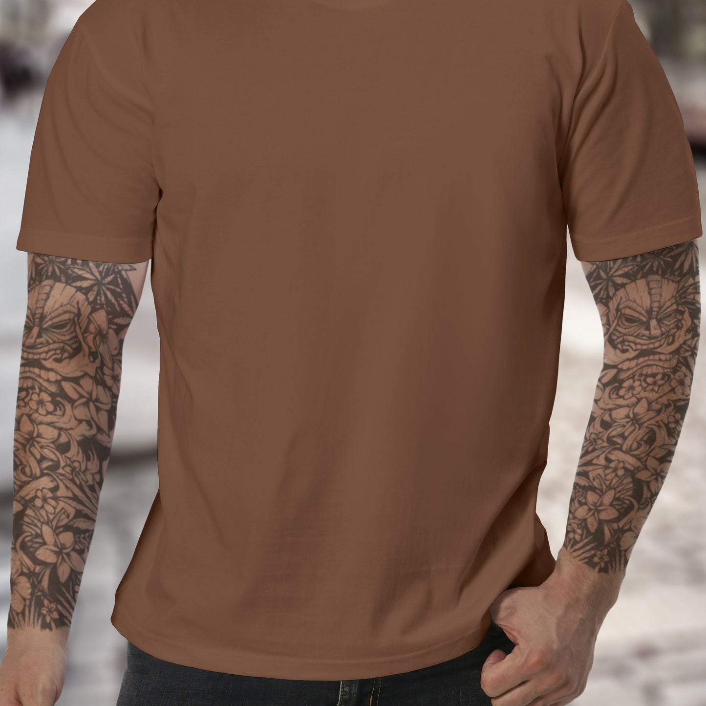 Men's solid color cotton t-shirt for summer comfort.