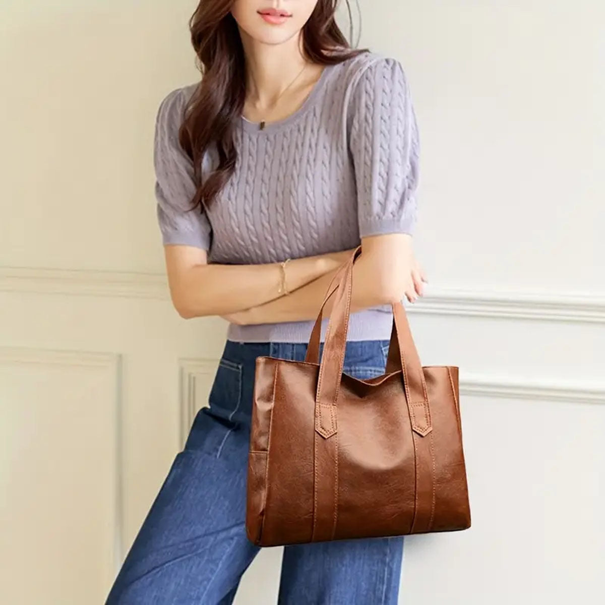 Stylish tote bag with safety zipper closure - perfect gift for women. Available in light brown, gray, or black. Spacious and versatile, perfect for daily use.