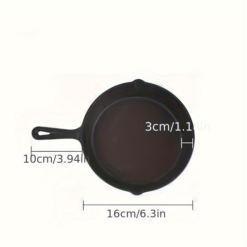 Top-quality Cast Iron Skillet featuring a pre-seasoned, non-stick surface that is ideal for making flawless eggs and pancakes without any smoke. This versatile skillet is suitable for use in the oven and can be used on both electric and gas stoves.