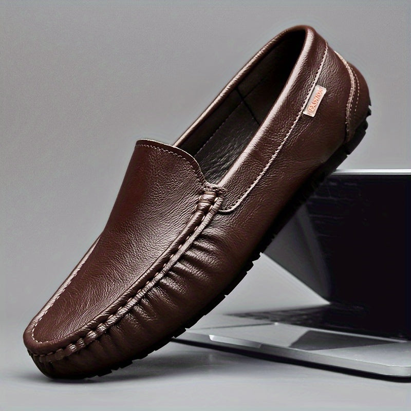 Men's Split Cowhide Leather Loafers, Lightweight Slip-On Shoes for Outdoor Activities in Spring and Summer.