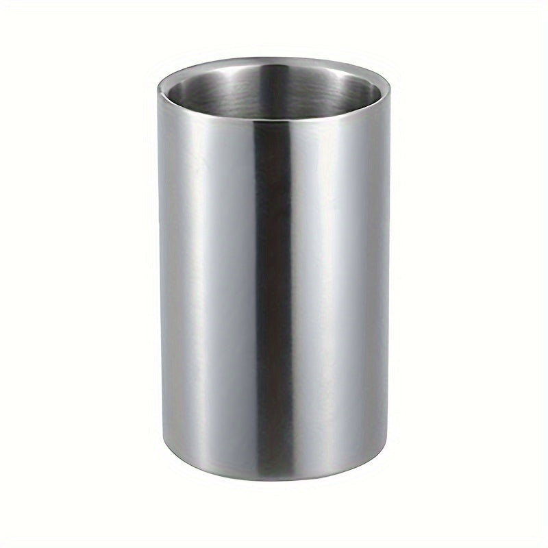 Compact stainless steel ice bucket with 1.6L capacity, perfect for keeping drinks cold on the go. Ideal for outdoor events and home use.