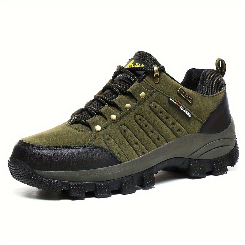 Sturdy men's hiking shoes: comfortable, breathable, lightweight, and skid-resistant for hiking, hunting, and camping.