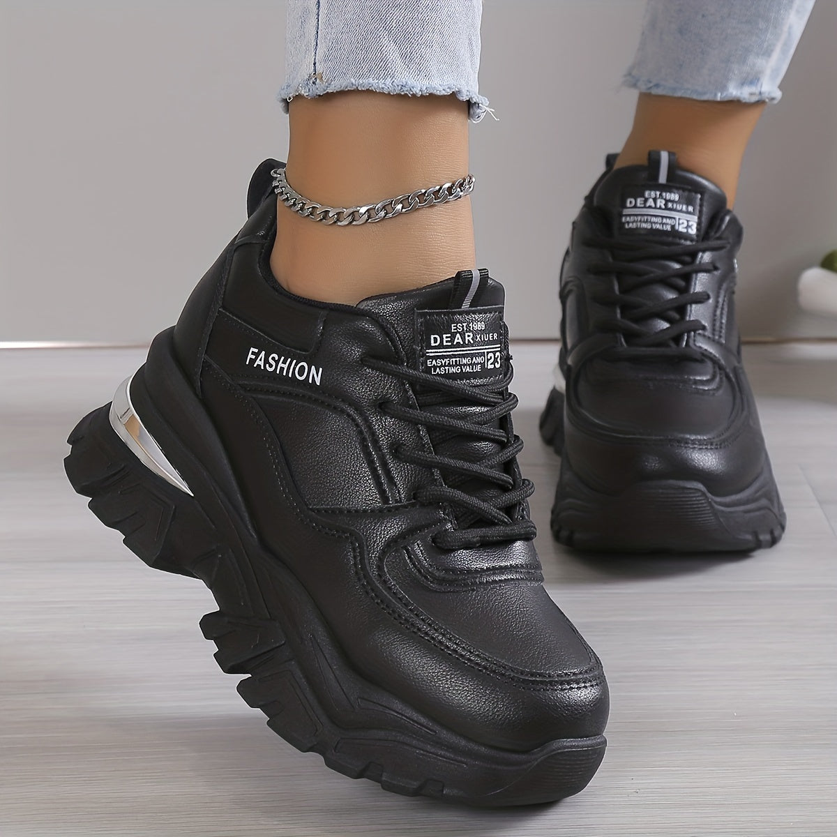 Trendy lace-up platform sneakers for women, perfect for outdoor activities.