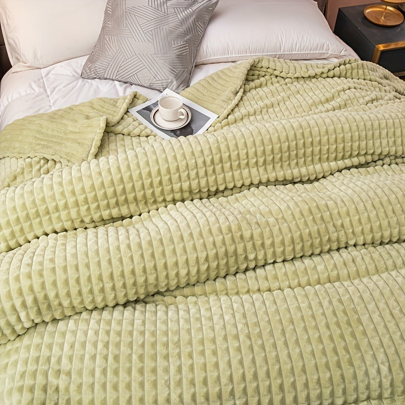 Thickened Solid Color Cut-out Plush Bed Blanket ideal for Office, Travel, and all Seasons - Great as a Gift