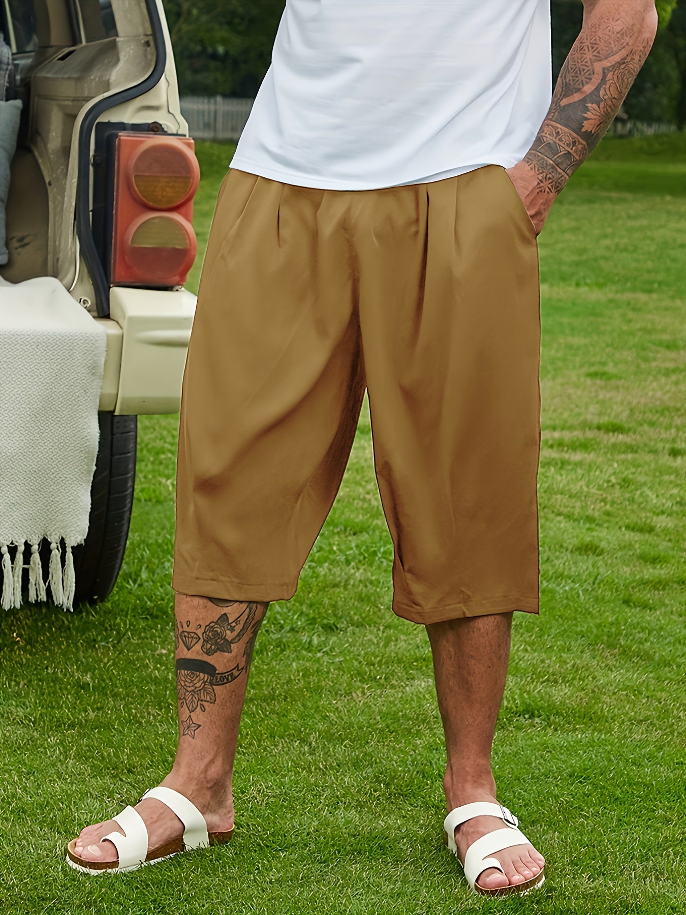 Breathable loose-fit solid capri pants for plus-size men, perfect for summer.