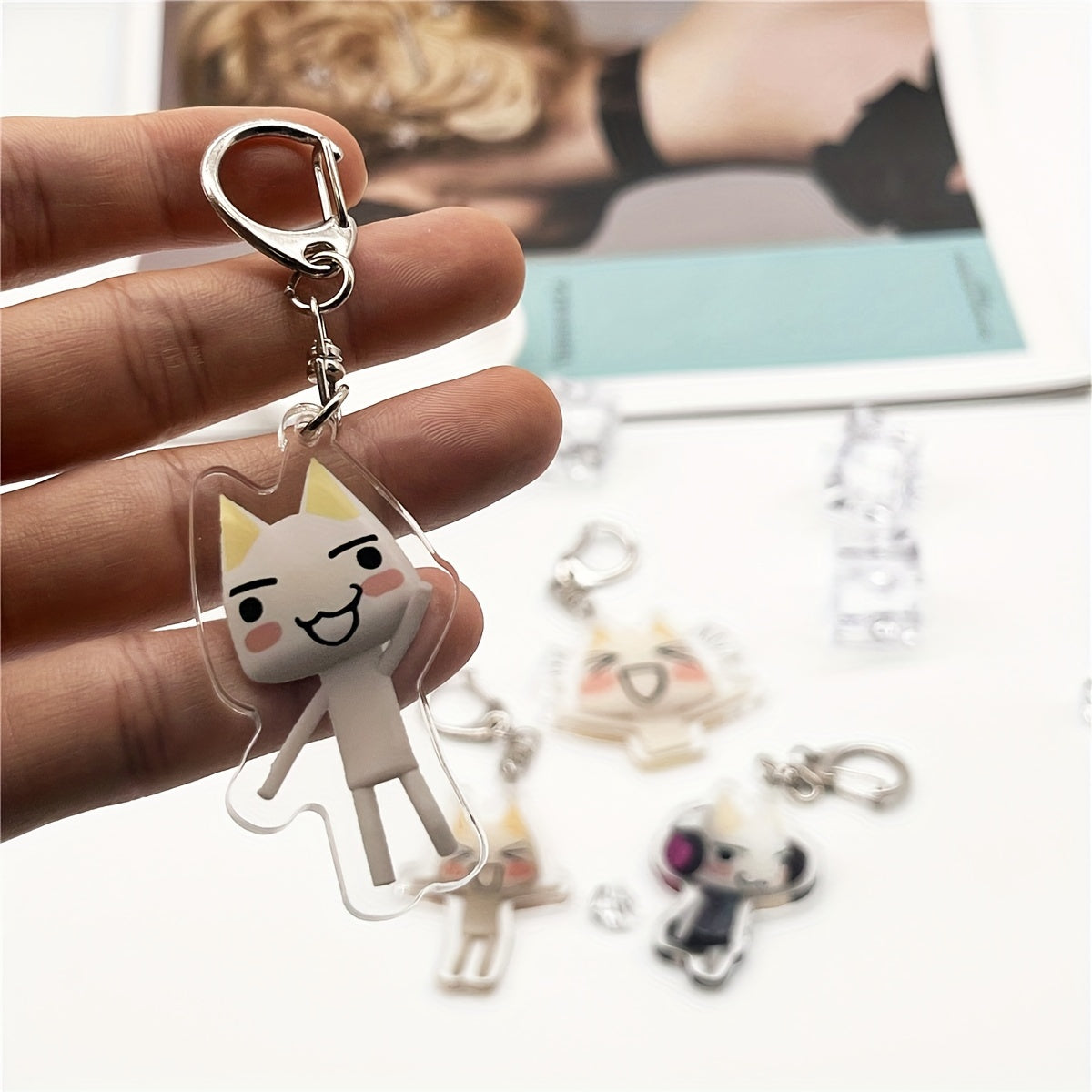 Adorable Cartoon Cat Acrylic Keychain by Inoue Toro - Perfect for Bag Accessories, Pendants, Jewelry, and Fan Gifts