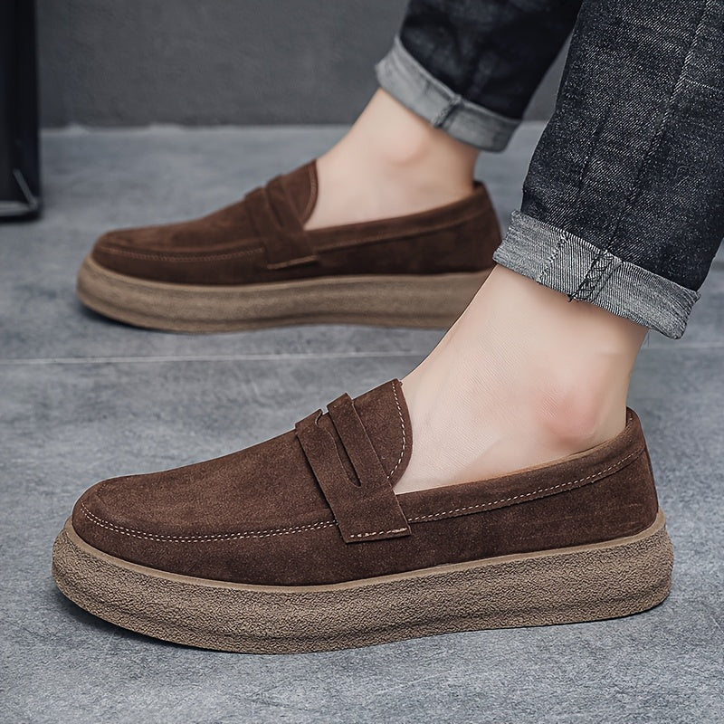 Brown PU slip-on loafers for men, suitable for everyday wear in spring and autumn.