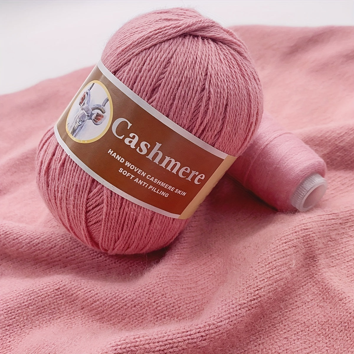 5 hand-woven cashmere blend yarns, 70% pure cashmere, 320m/350yd each in large (50g) & small (20g) skeins. Soft, anti-pilling for crochet & knitting. Ideal for scarves, sweaters, shawls in