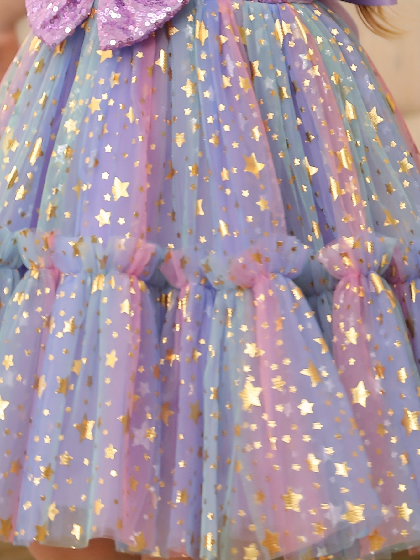 Sequined starry sky mesh princess dress with bow, perfect for birthdays and parties.