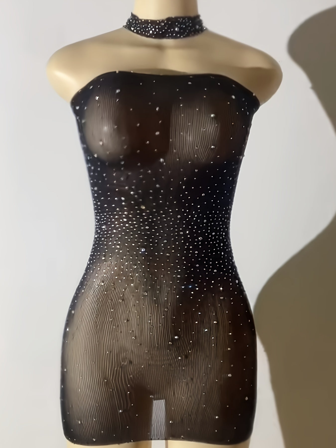 Платье Bodycon с стразами для женщин - сексуальное и блестящее