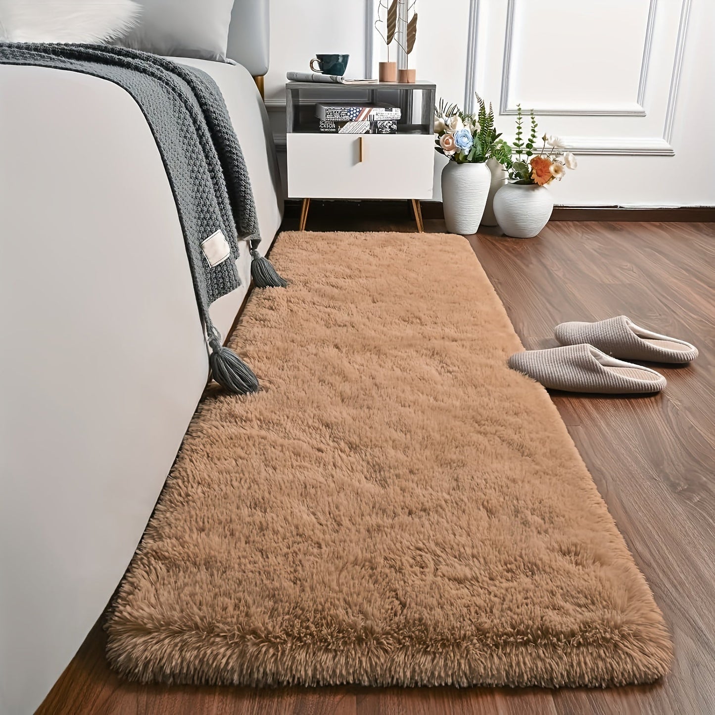 Soft Gradient Color Shaggy Area Mat, Polyester Mat for Living Room Bedroom Sofa Bedside Bay Window, Machine Washable, Available in Various Sizes