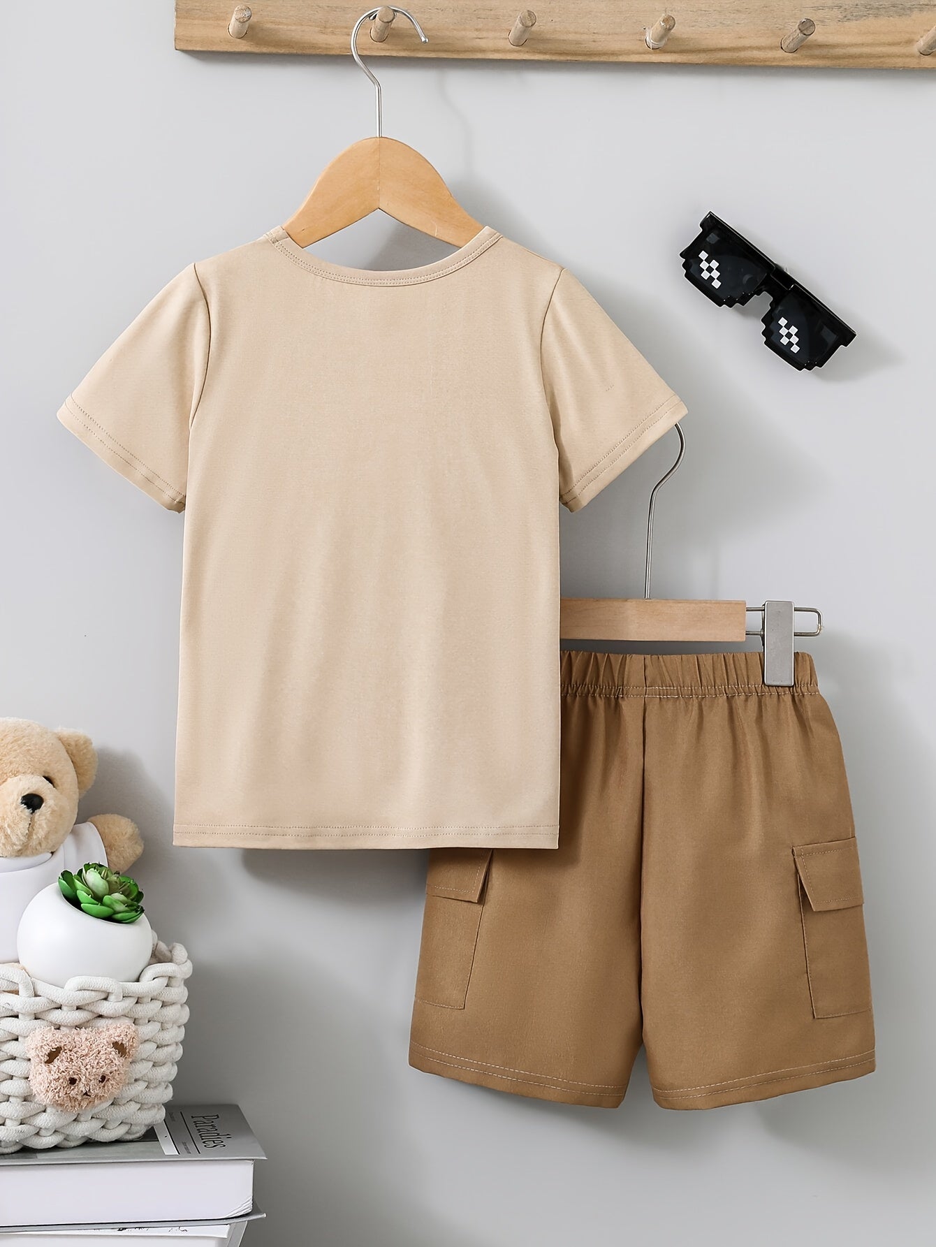 Boys' Summer Set: Casual Letter Print T-Shirt & Shorts with Pockets - Polyester Blend, Machine Washable, Ideal for Outdoors