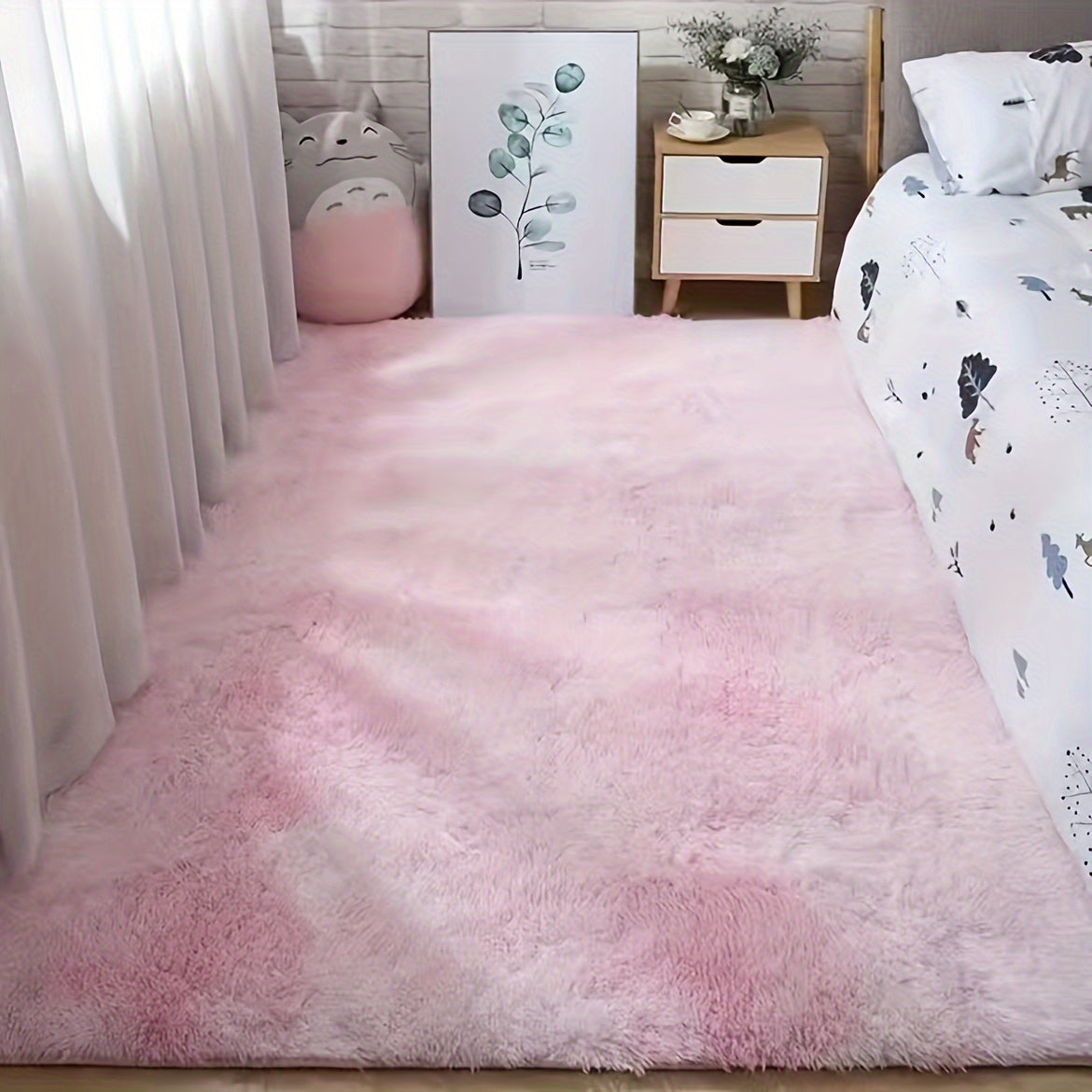 Luxurious Tie-dyed Plush Soft Indoor Carpet: This modern carpet is both water-absorbent and non-slip, making it perfect for living rooms and bedrooms. Its stain-resistant material adds to its home decor appeal, while providing a cozy touch to any area.